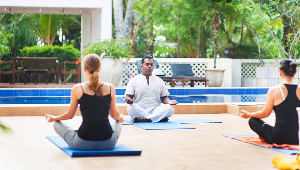 Yoga bei Surya Lanka in Sri Lanka